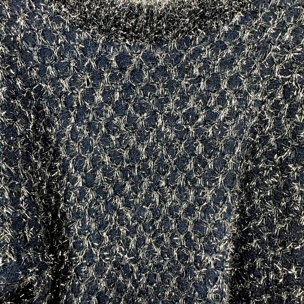 Raga.LA Sweater - Picture 3 of 8